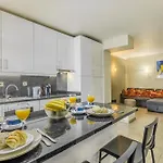 Apartment #018 T2 Elisabete By Holidays *